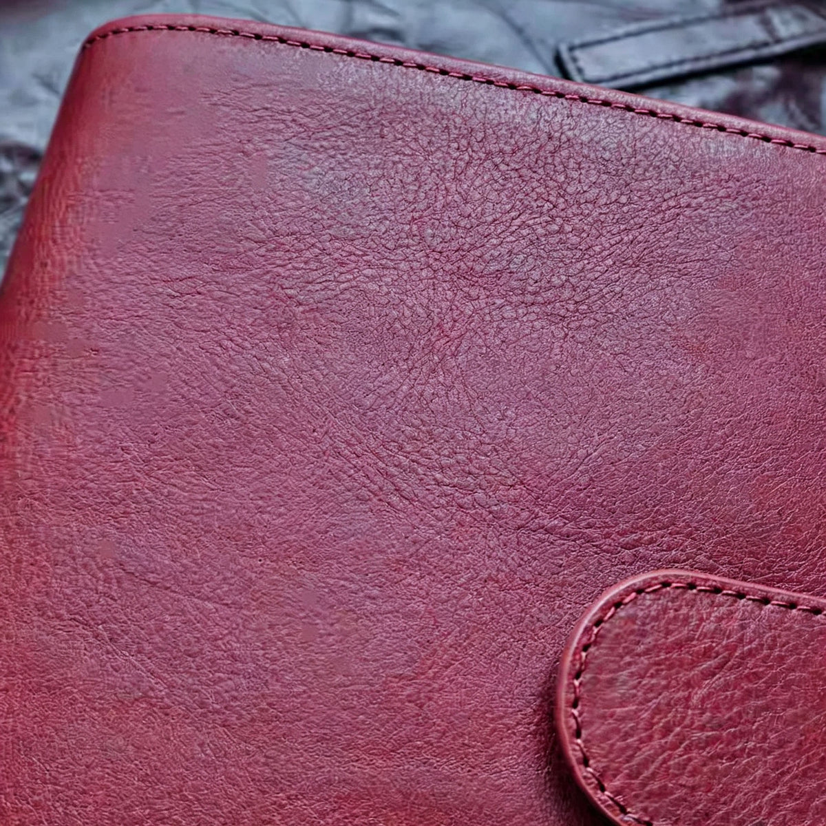 Full Grain Leather Binder A6 6-Ring Refillable Planner in Red and Coffee Travelers Journal Sketchbook with Customizable Engraving Journal