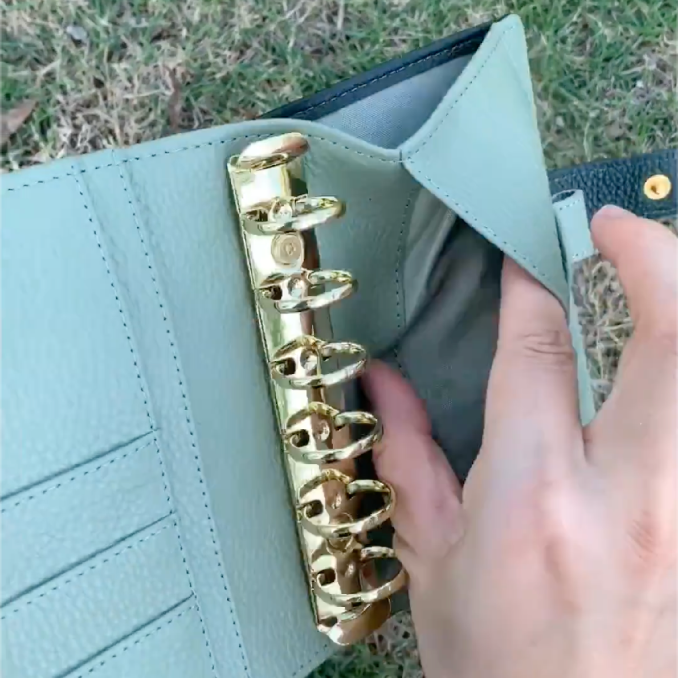 Vollnarbenleder A7 Planer 6-Ring nachfüllbarer Organizer Reisetagebuch Skizzenbuch mit individueller Gravur