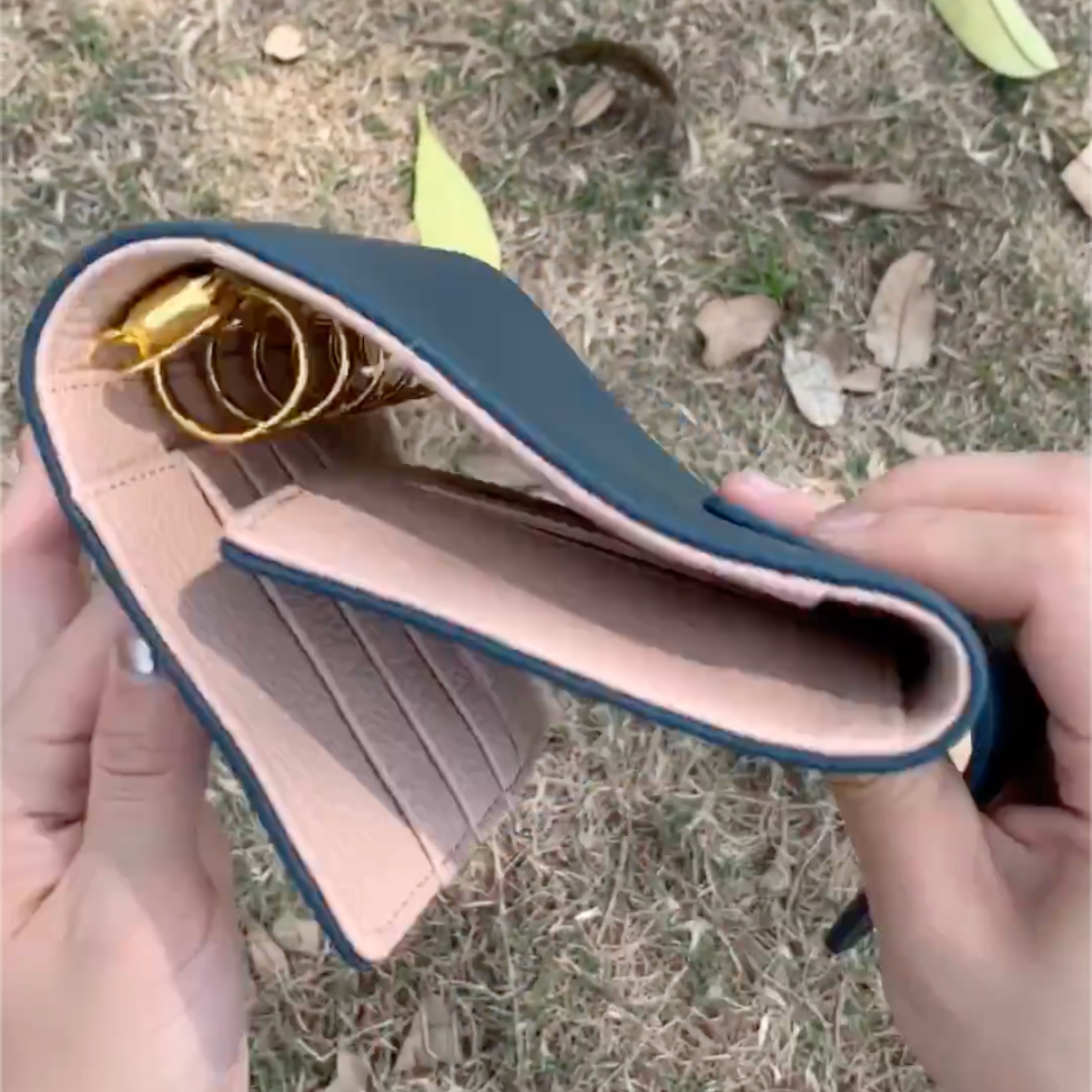 A7-Planer aus Vollnarbenleder, dreifach faltbar, 6-Ring-Nachfüllheft für Reisende, Skizzenbuch mit individueller Gravur