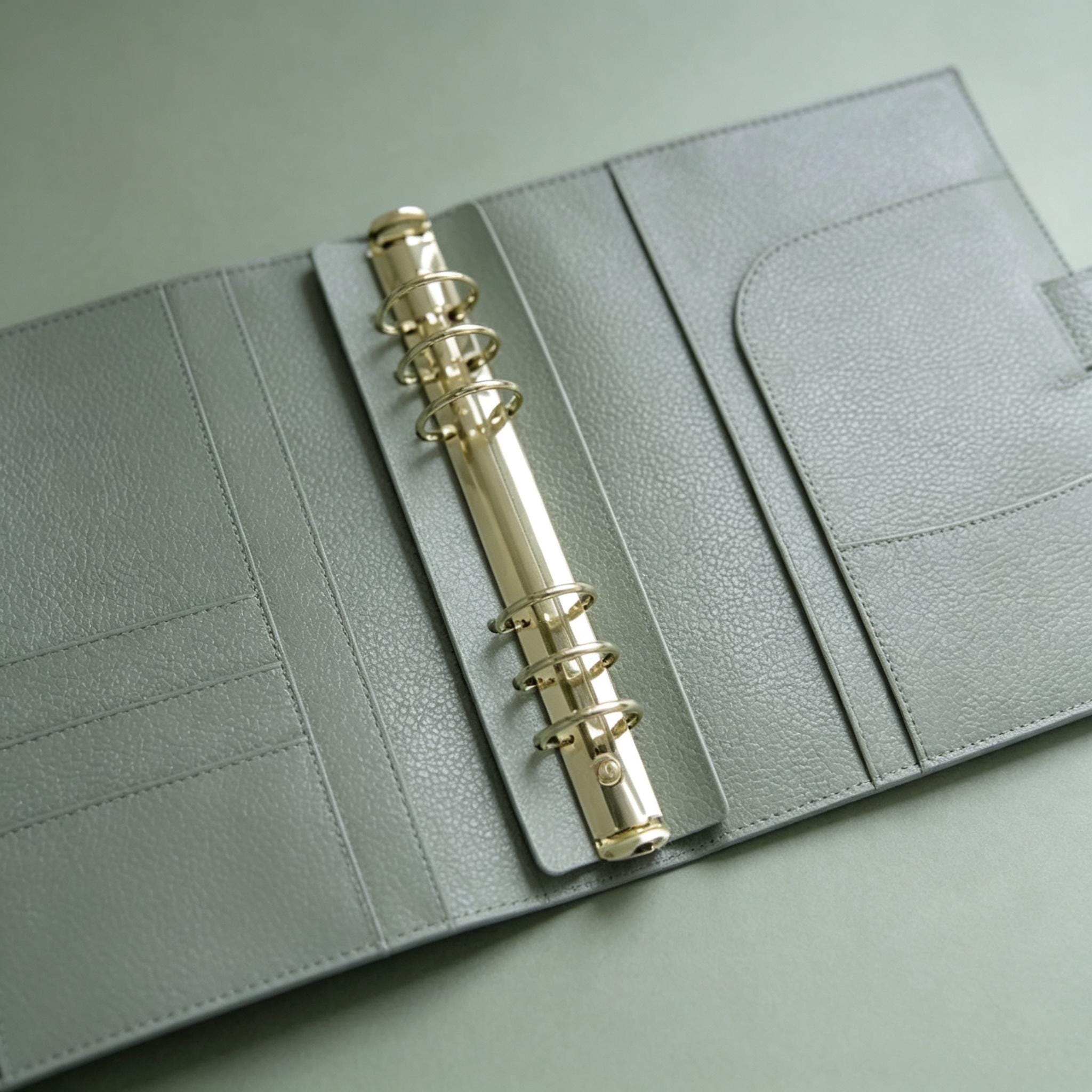 Vollnarbenleder-Ordner A5 6 Ringe Nachfüllbarer Planer Reisetagebuch Skizzenbuch mit individueller Gravur