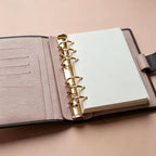 Vollnarbenleder-Binder A6, 6-Ring-Nachfüllplaner, Reisetagebuch, Skizzenbuch mit individueller Gravur